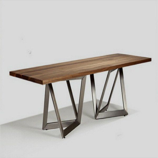 Дизайнерские столы на металлокаркасе для кафе и ресторанов